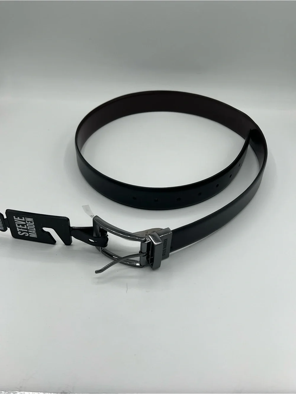 Steve Madden Men’s Size 32 Black/Brown Reversible Leather Belt